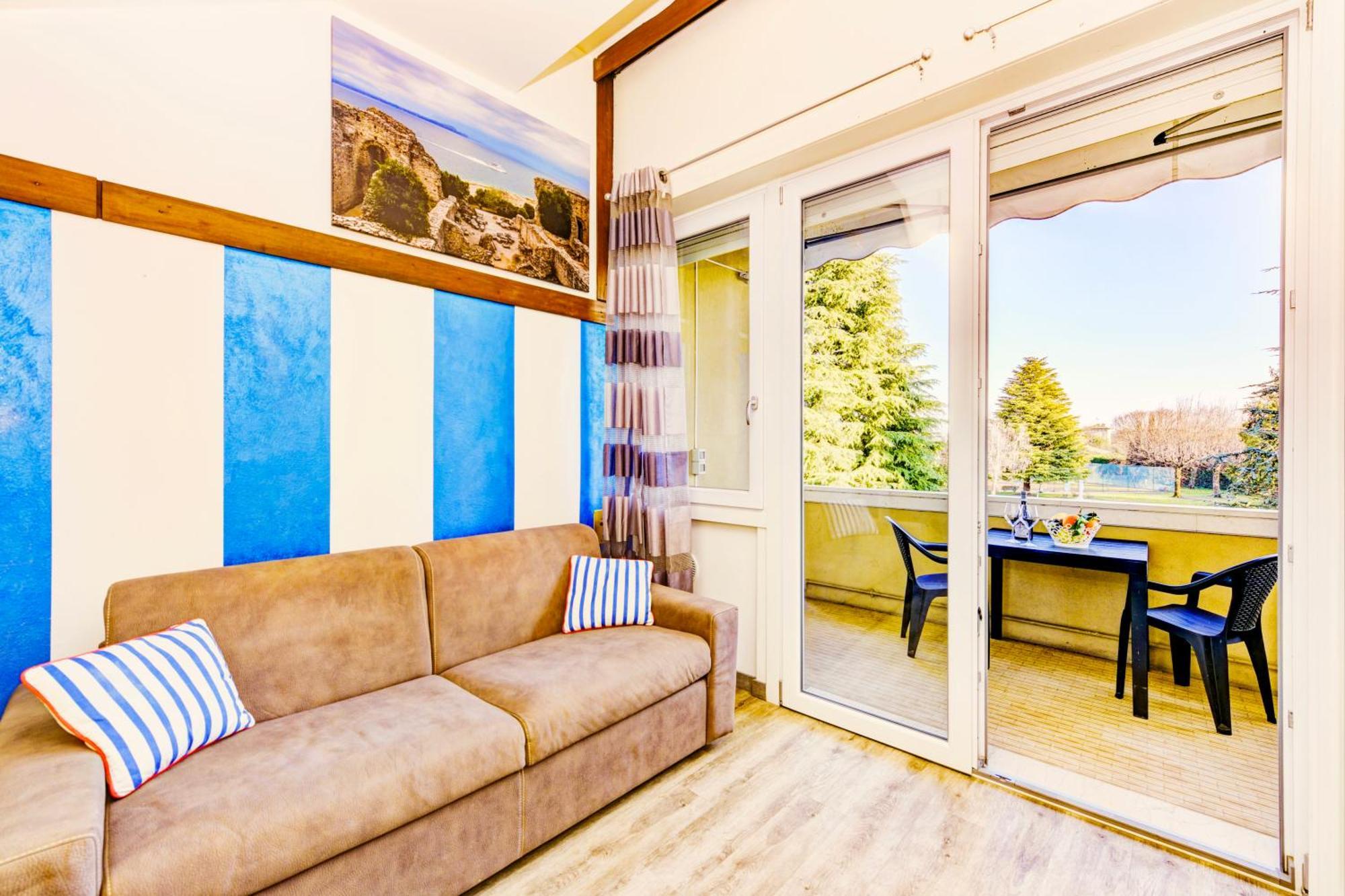 The Riva Apartment Sirmione Exterior foto